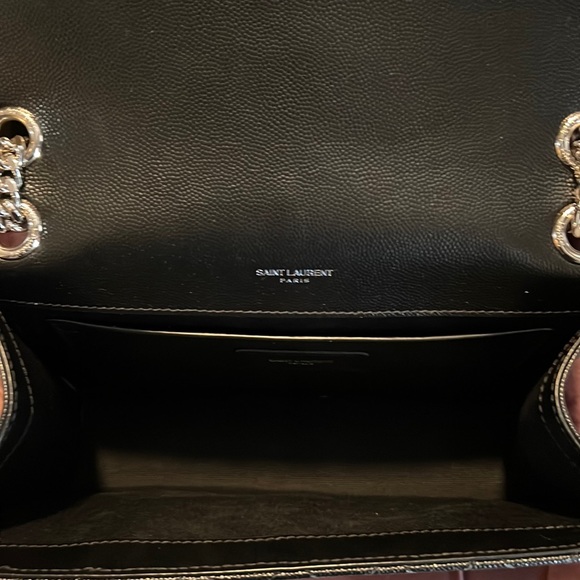 YSL MEDIUM ENVELOPE FLAP BAG - lightly used, no damage- original package - Picture 4 of 8